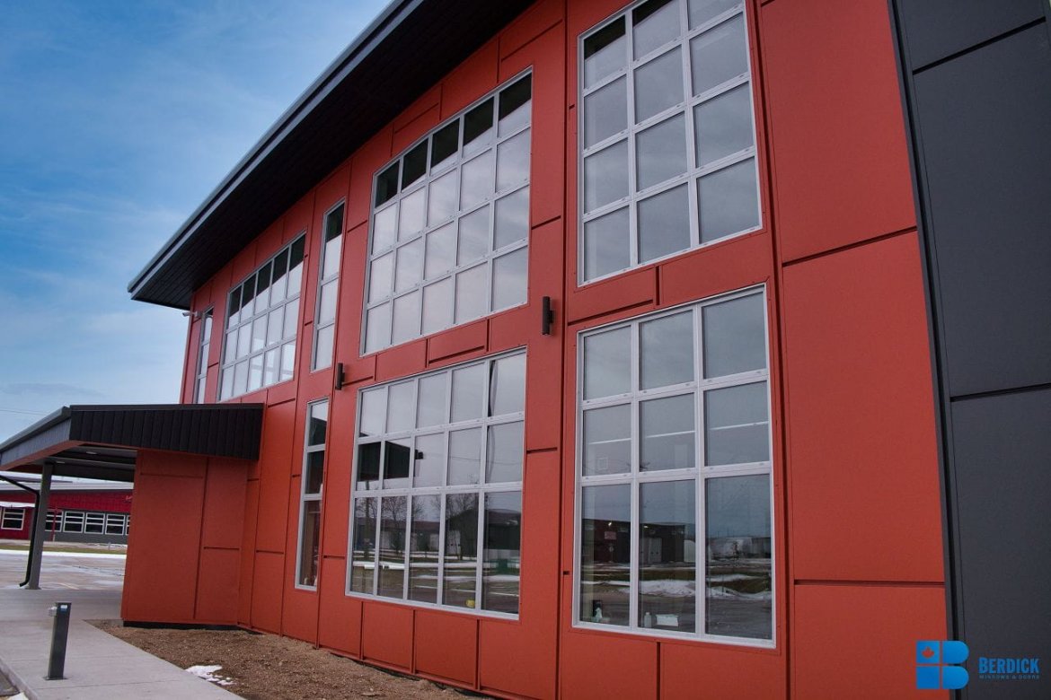 k-Fiberglass_Windows_Manitoba_Steeltech_5